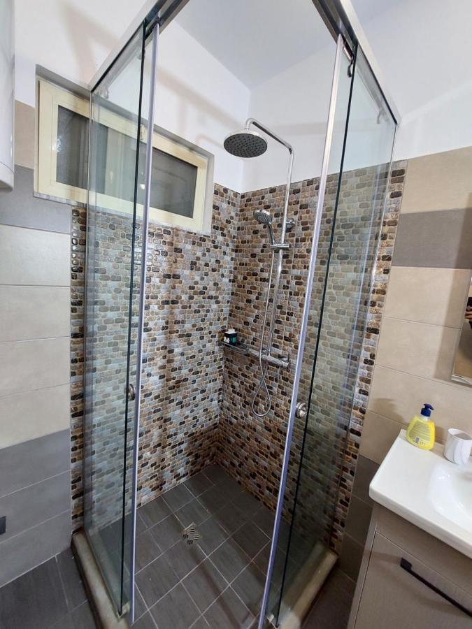 Vila Tafa Apartments Ap3 티라나 외부 사진